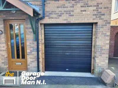 Roller garage door